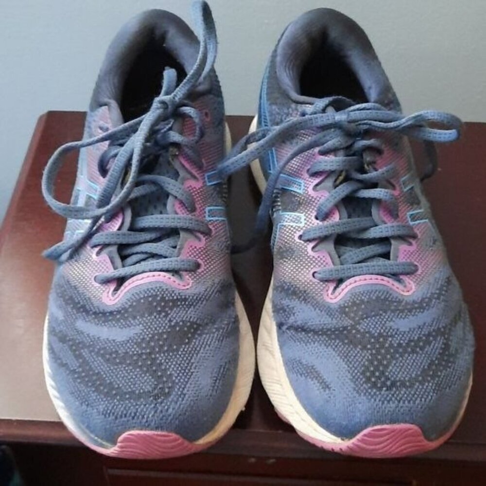 ASICS Gel Nimbus 23 Running Shoe Sneaker Size 9